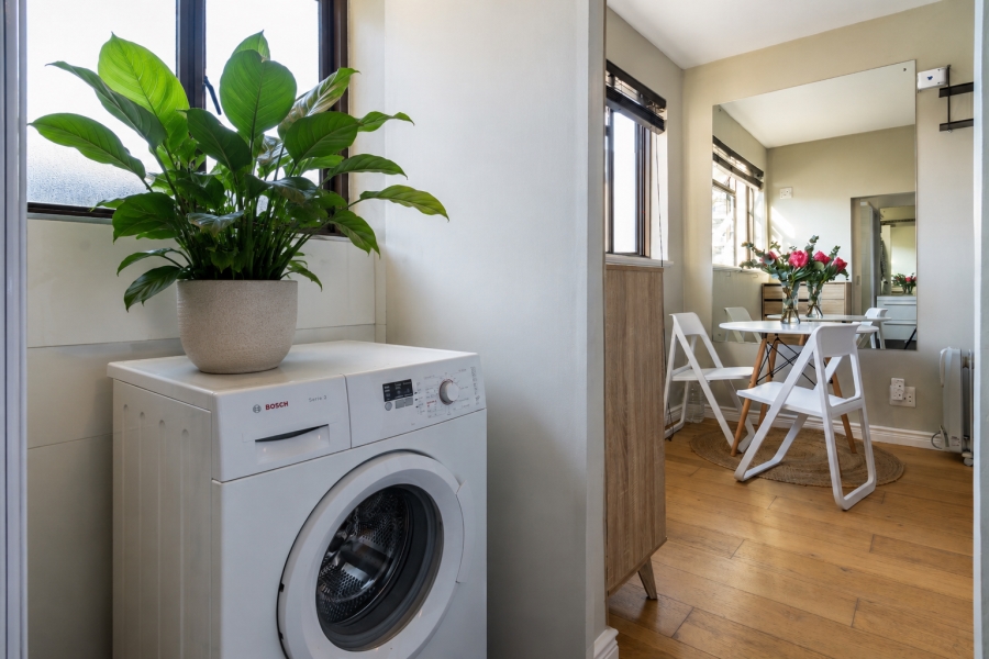 0 Bedroom Property for Sale in Sea Point Western Cape